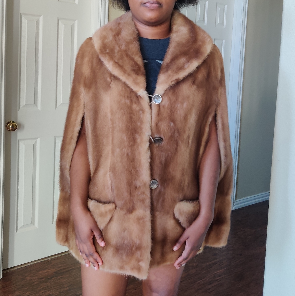 Vintage Mink Fur Poncho Coat - Picture 4 of 16